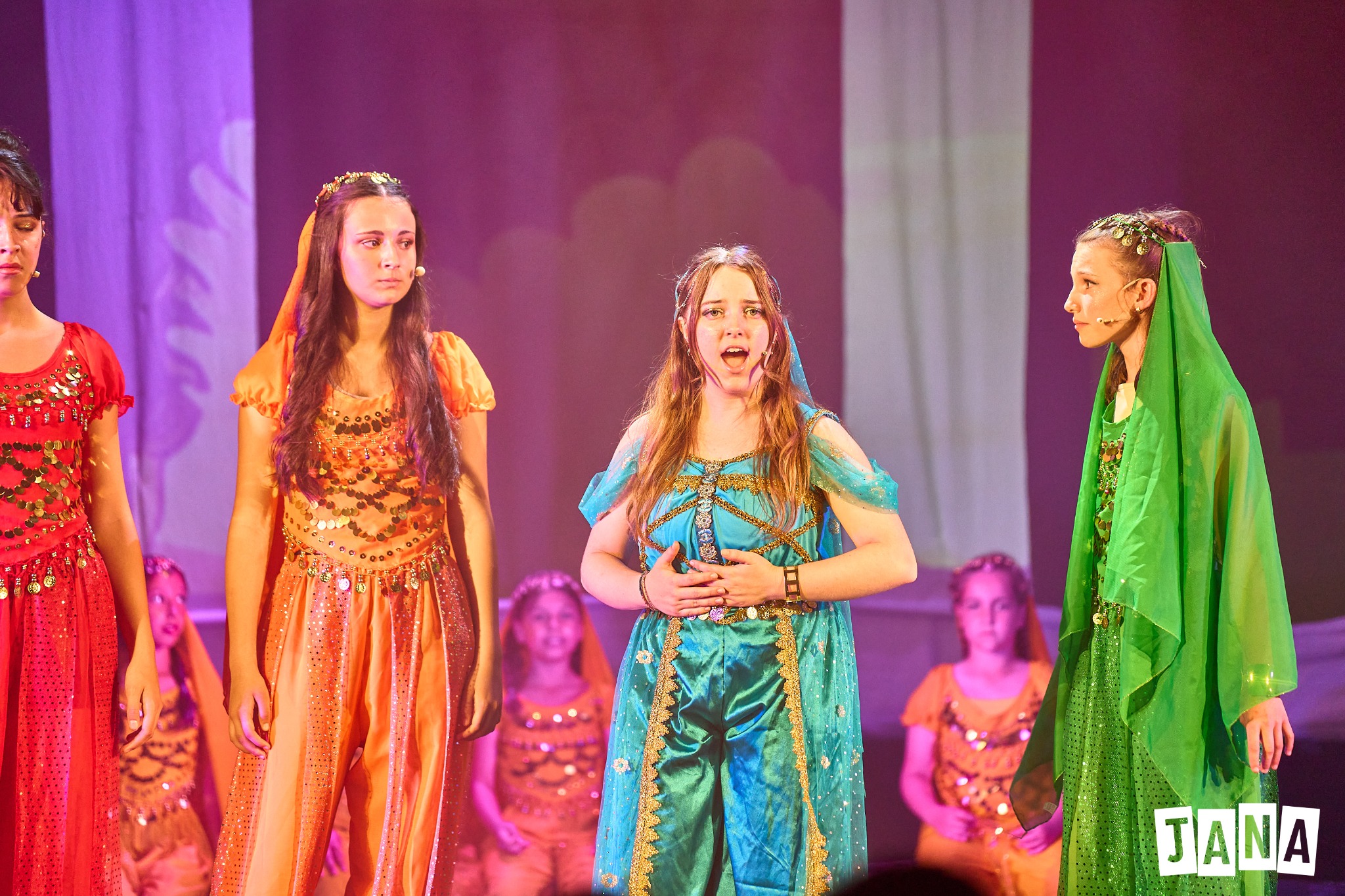 Paula Guerra en la obra Aladdin